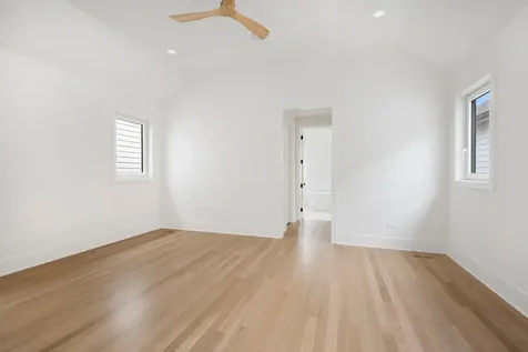 2228 North Southport Avenue Chicago IL 60614