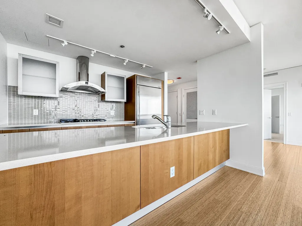 340 East Randolph Street Chicago IL 60601