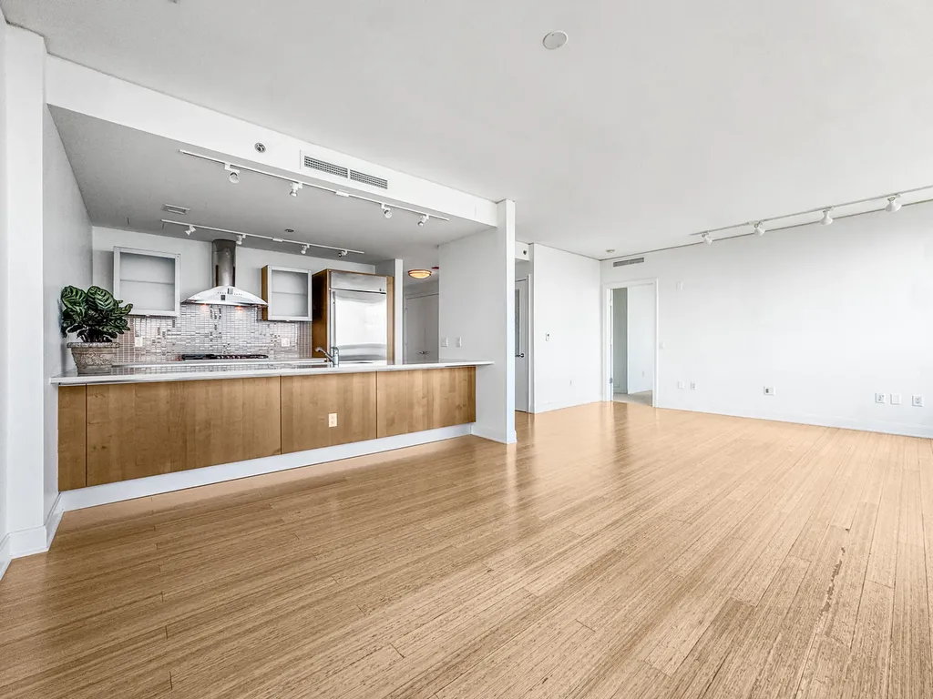 340 East Randolph Street Chicago IL 60601