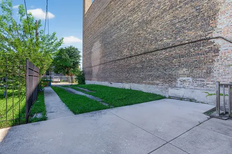 3354 West Jackson Boulevard Chicago IL 60624