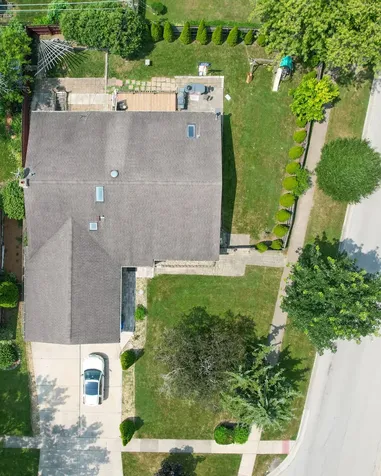 1100 South Cherrywood Drive S Mount Prospect IL 60056
