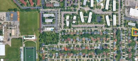 1100 South Cherrywood Drive S Mount Prospect IL 60056
