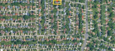 1100 South Cherrywood Drive S Mount Prospect IL 60056
