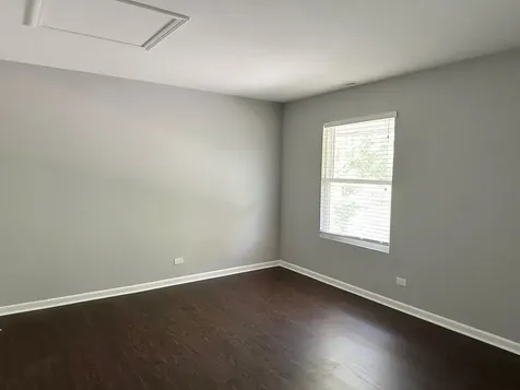201 Penny Avenue East Dundee IL 60118