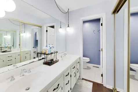 1180 Sunbury Road South Elgin IL 60177