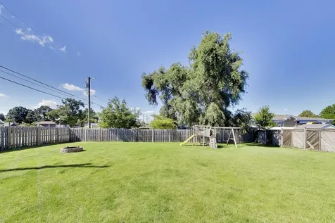 1180 Sunbury Road South Elgin IL 60177