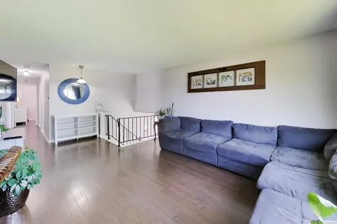 1180 Sunbury Road South Elgin IL 60177