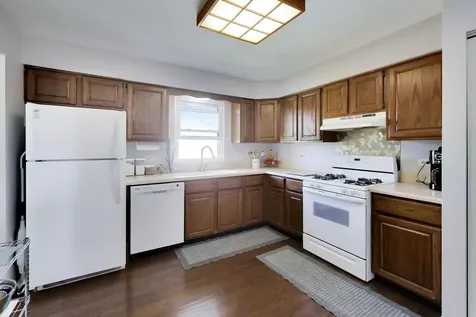 1180 Sunbury Road South Elgin IL 60177