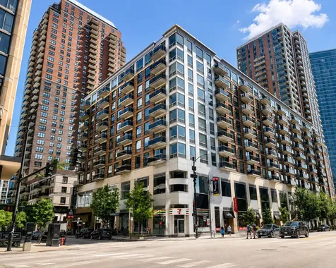 1 East 8th Street Chicago IL 60605