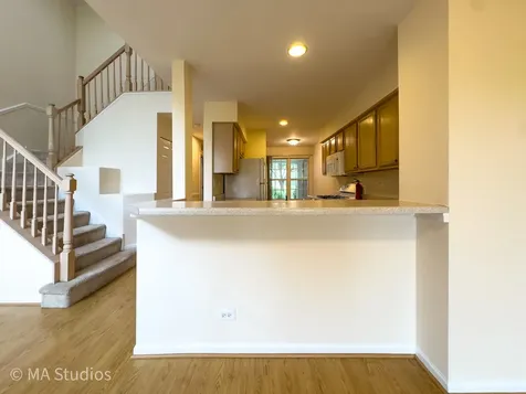9359 Brockton Lane Des Plaines IL 60016