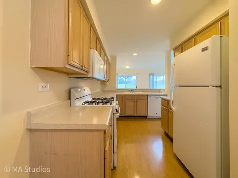 9359 Brockton Lane Des Plaines IL 60016