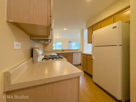 9359 Brockton Lane Des Plaines IL 60016