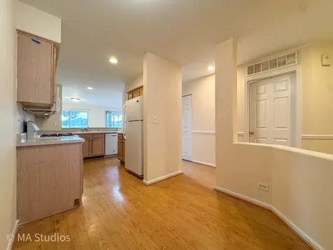 9359 Brockton Lane Des Plaines IL 60016