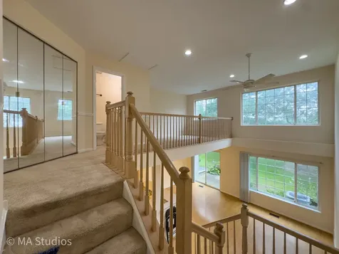 9359 Brockton Lane Des Plaines IL 60016