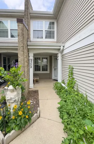9359 Brockton Lane Des Plaines IL 60016
