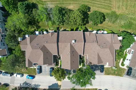 9359 Brockton Lane Des Plaines IL 60016