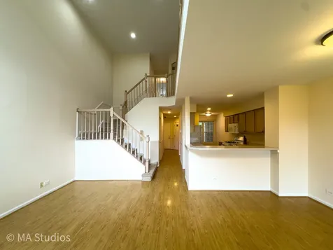 9359 Brockton Lane Des Plaines IL 60016