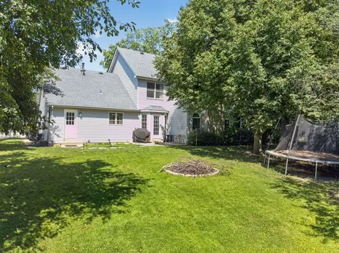 938 Stonehaven Court Elgin IL 60124