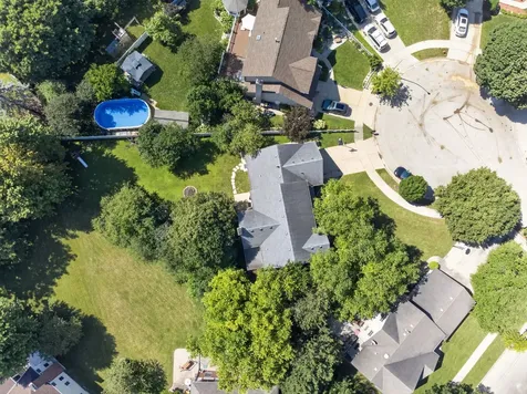 938 Stonehaven Court Elgin IL 60124