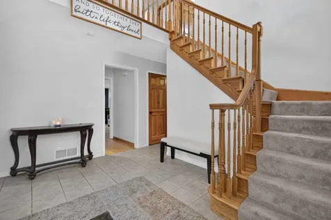 938 Stonehaven Court Elgin IL 60124