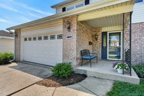 1829 West Catalpa Lane Mount Prospect IL 60056