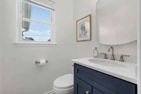 1829 West Catalpa Lane Mount Prospect IL 60056