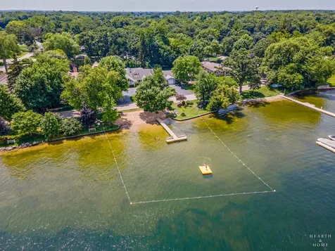 888 Country Club Road Crystal Lake IL 60014