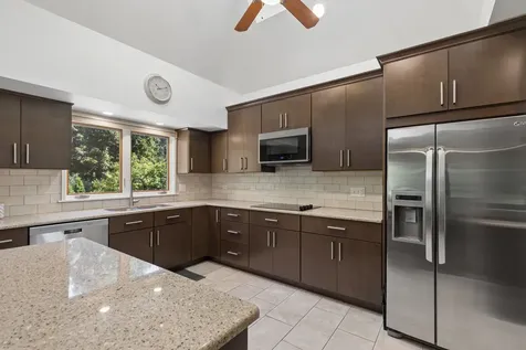 888 Country Club Road Crystal Lake IL 60014