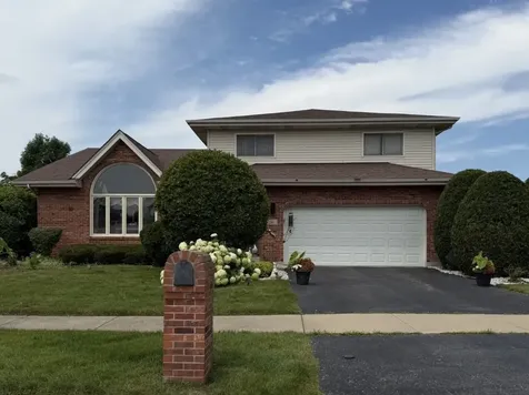 216 Highland Road Matteson IL 60443