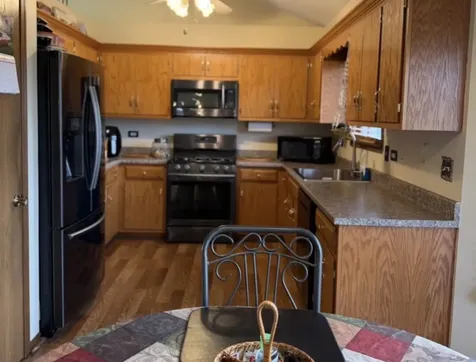 216 Highland Road Matteson IL 60443