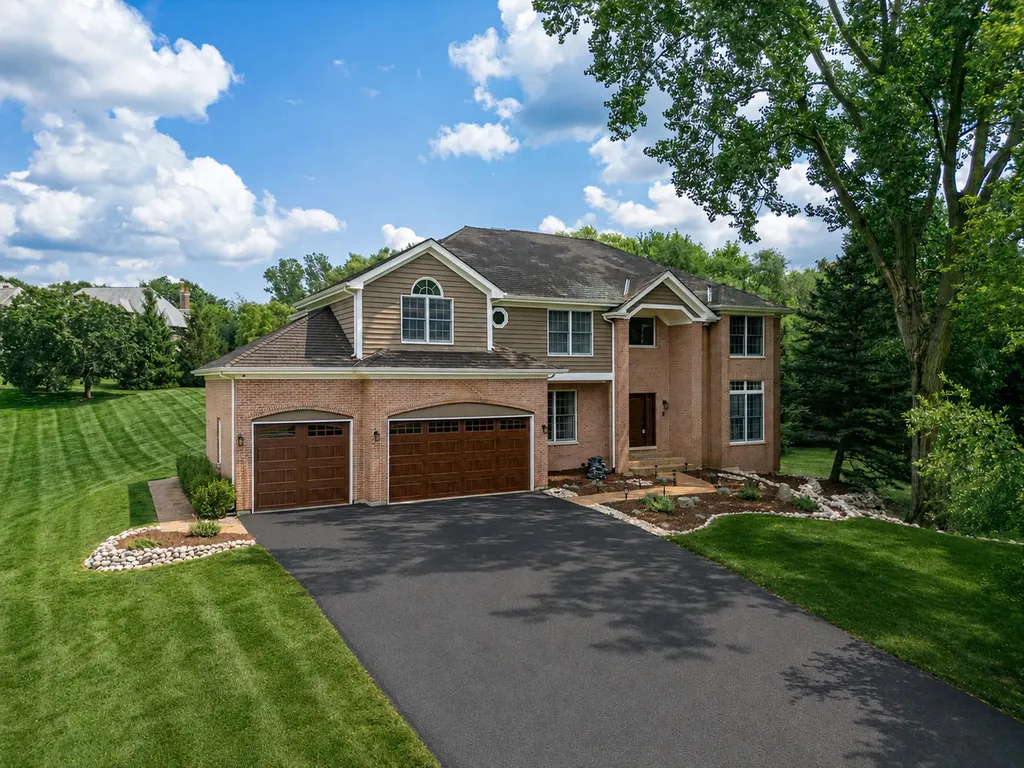 25549 North Broken Bow Pass Barrington IL 60010