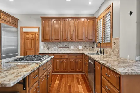 25549 North Broken Bow Pass Barrington IL 60010