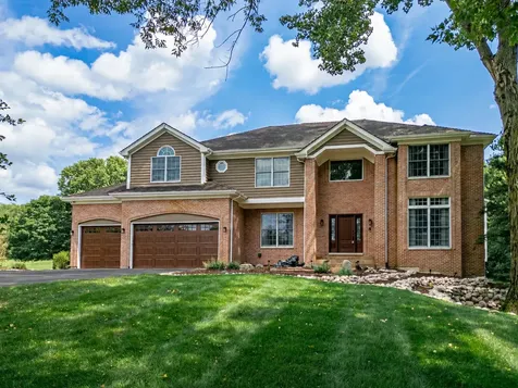 25549 North Broken Bow Pass Barrington IL 60010