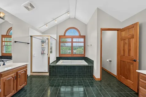 25549 North Broken Bow Pass Barrington IL 60010