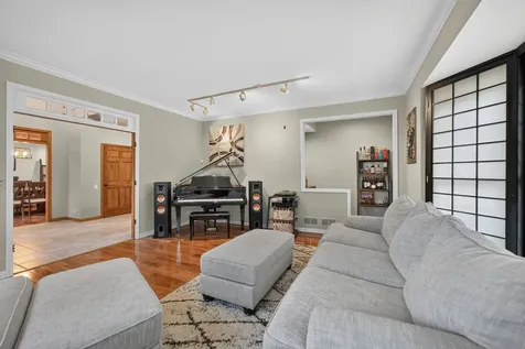 25549 North Broken Bow Pass Barrington IL 60010