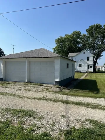 107 West Palmer Street Thawville IL 60968