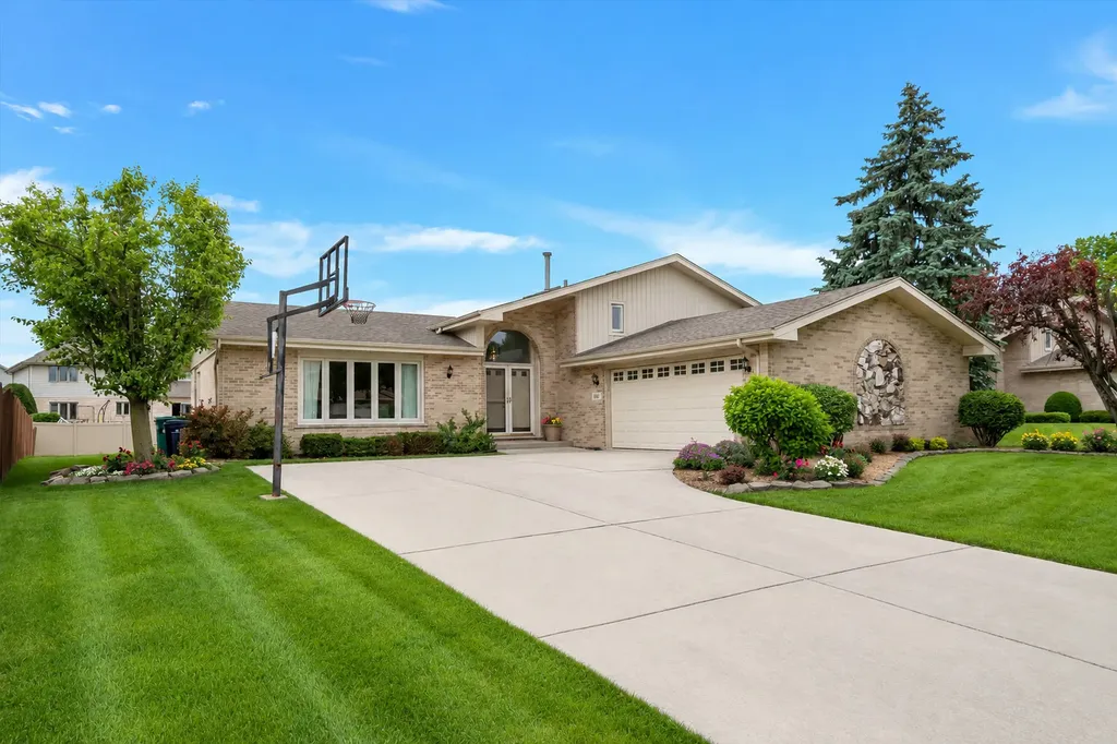 11621 Brookshire Drive Orland Park IL 60467