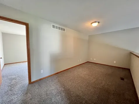 1172 Rose Drive Sycamore IL 60178