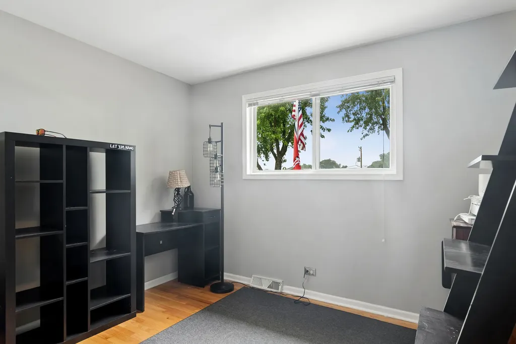 117 South Evergreen Avenue Addison IL 60101