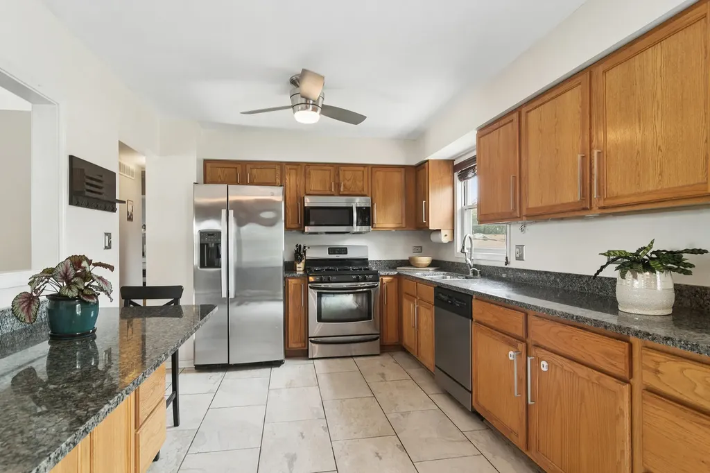 117 South Evergreen Avenue Addison IL 60101