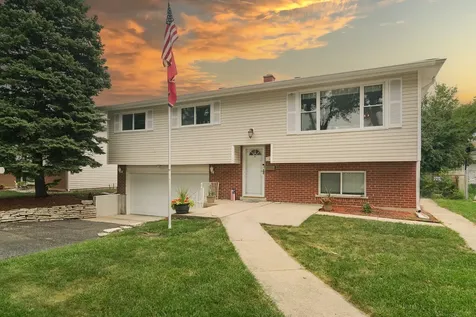 117 South Evergreen Avenue Addison IL 60101