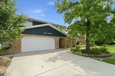 1939 East 170th Place South Holland IL 60473