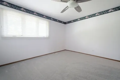 1939 East 170th Place South Holland IL 60473