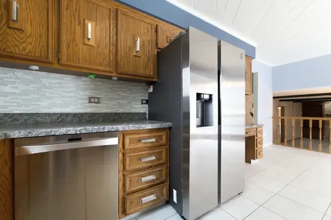 1939 East 170th Place South Holland IL 60473