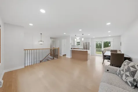 507 South Princeton Avenue Itasca IL 60143