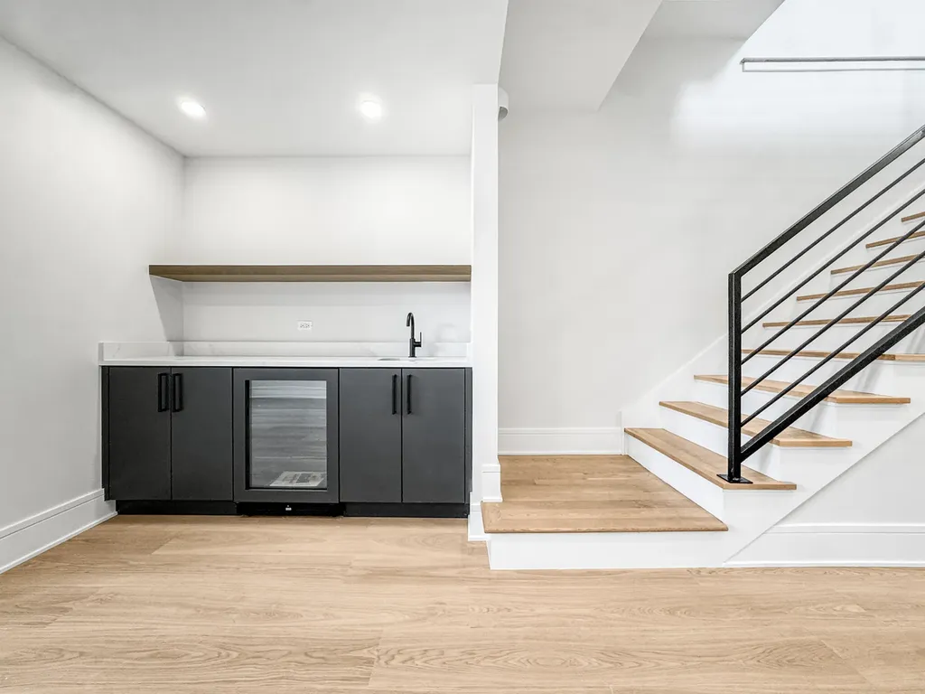 1728 North Sawyer Avenue Chicago IL 60647
