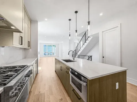 1728 North Sawyer Avenue Chicago IL 60647