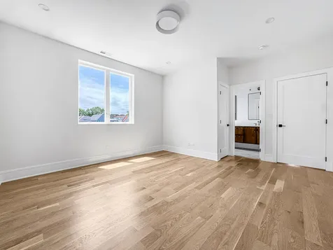1728 North Sawyer Avenue Chicago IL 60647