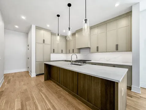 1728 North Sawyer Avenue Chicago IL 60647