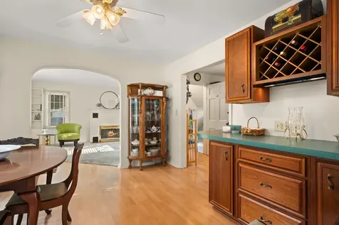 1222 South Somonauk Street Sycamore IL 60178